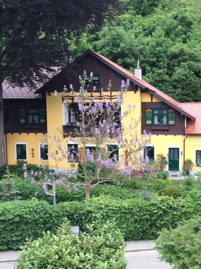 Villa Kreuthhof Appartements Klosterneuburg Dış mekan fotoğraf